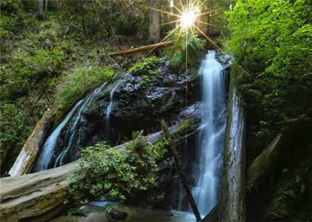 风水堂:涧下水命局财富运程